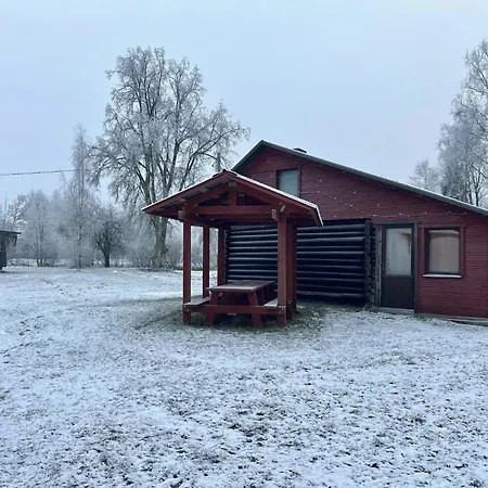 Pangamaee Puhkemaja Nyaraló *